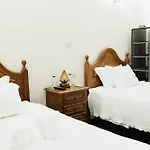 Anoitecer Itinerante Al - Vintage Bedrooms By Lethes Legacy Bed & Breakfast 3*