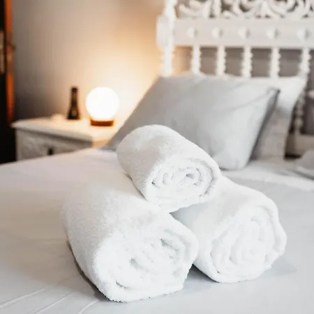 Anoitecer Itinerante Al - Vintage Bedrooms By Lethes Legacy 3*