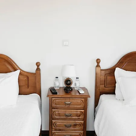 فندق مبيت وإفطار Anoitecer Itinerante Al - Vintage Bedrooms By Lethes Legacy 3*