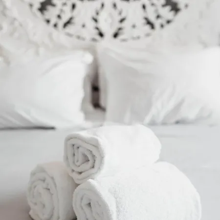 Anoitecer Itinerante Al - Vintage Bedrooms By Lethes Legacy بونتي دي ليما