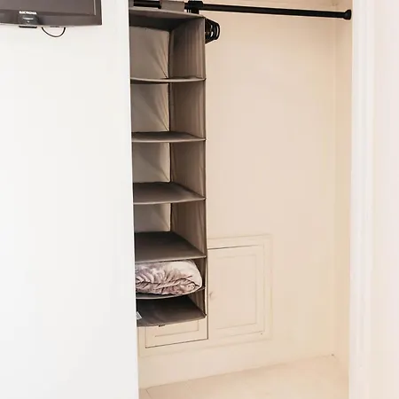 Bed & Breakfast Anoitecer Itinerante Al - Vintage Bedrooms By Lethes Legacy