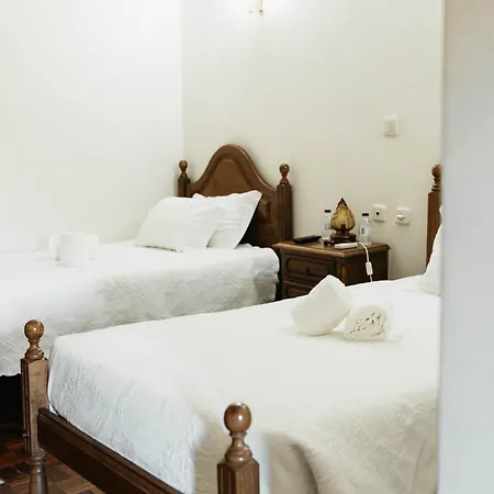 Anoitecer Itinerante Al - Vintage Bedrooms By Lethes Legacy Bed & Breakfast 3*