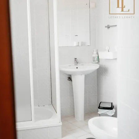 Anoitecer Itinerante Al - Vintage Bedrooms By Lethes Legacy