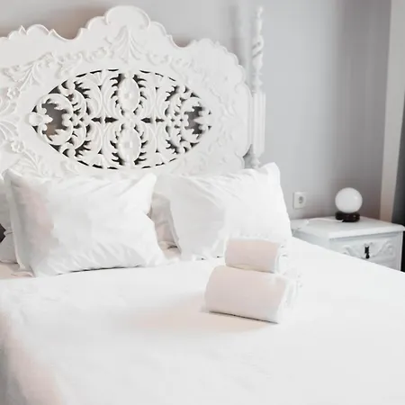 Anoitecer Itinerante Al - Vintage Bedrooms By Lethes Legacy