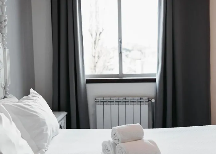 Anoitecer Itinerante Al - Vintage Bedrooms By Lethes Legacy Bed and breakfast