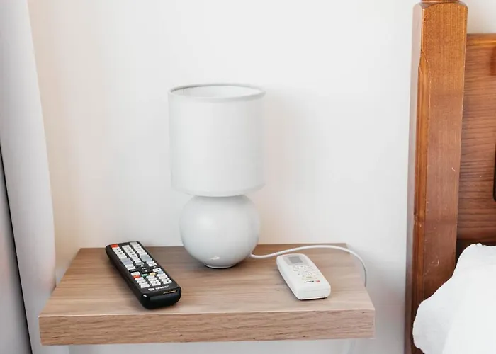 Anoitecer Itinerante Al - Vintage Bedrooms By Lethes Legacy